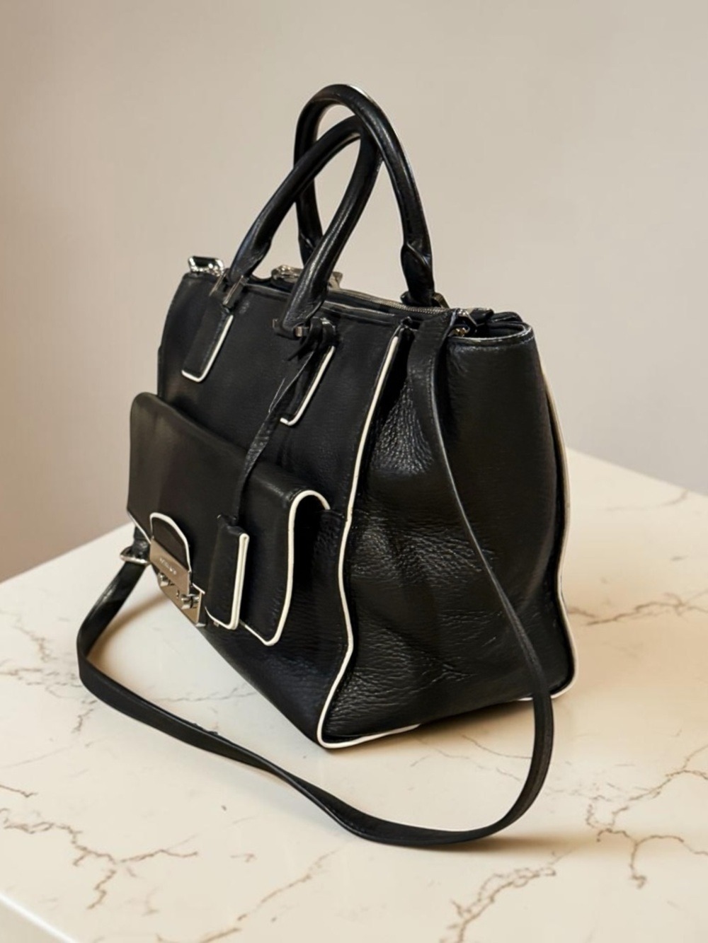 Michael Kors Black Pebble Grain Leather Tote - Picture 2 of 11